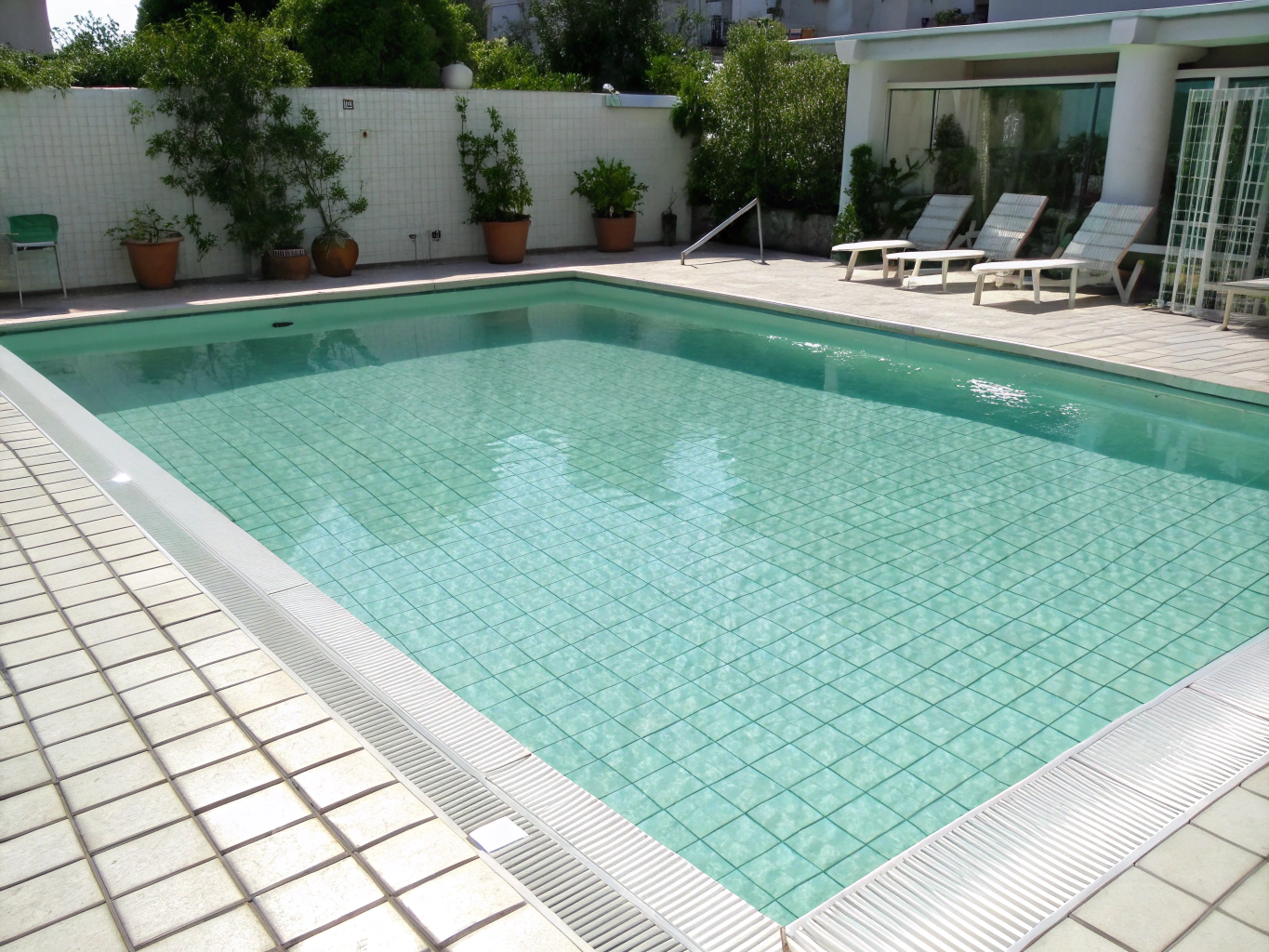 Pool after remodeling with Diamond Brite finish